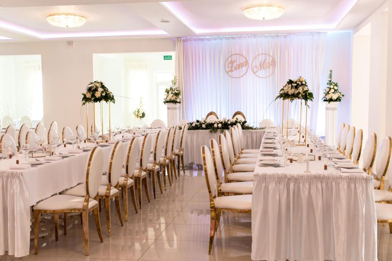 Restauracja Venus Hotel Ostrowiec Świętokrzyski Kültér fotó